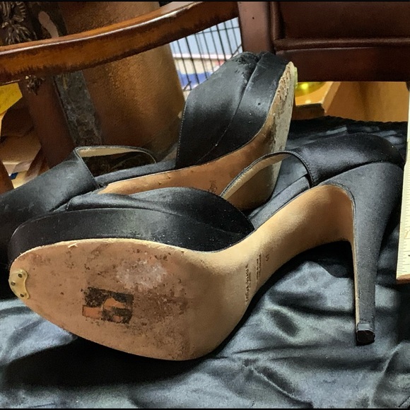 Authentic EUC YSL Black Satin Peep Toe Pumps - Picture 8 of 13